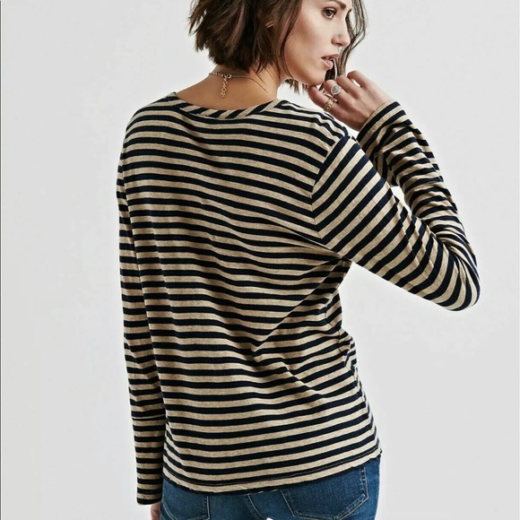 NWT Lucky Brand Stripe Bell Sleeve Button Up Navy Stripe Large - Picture 3 of 4